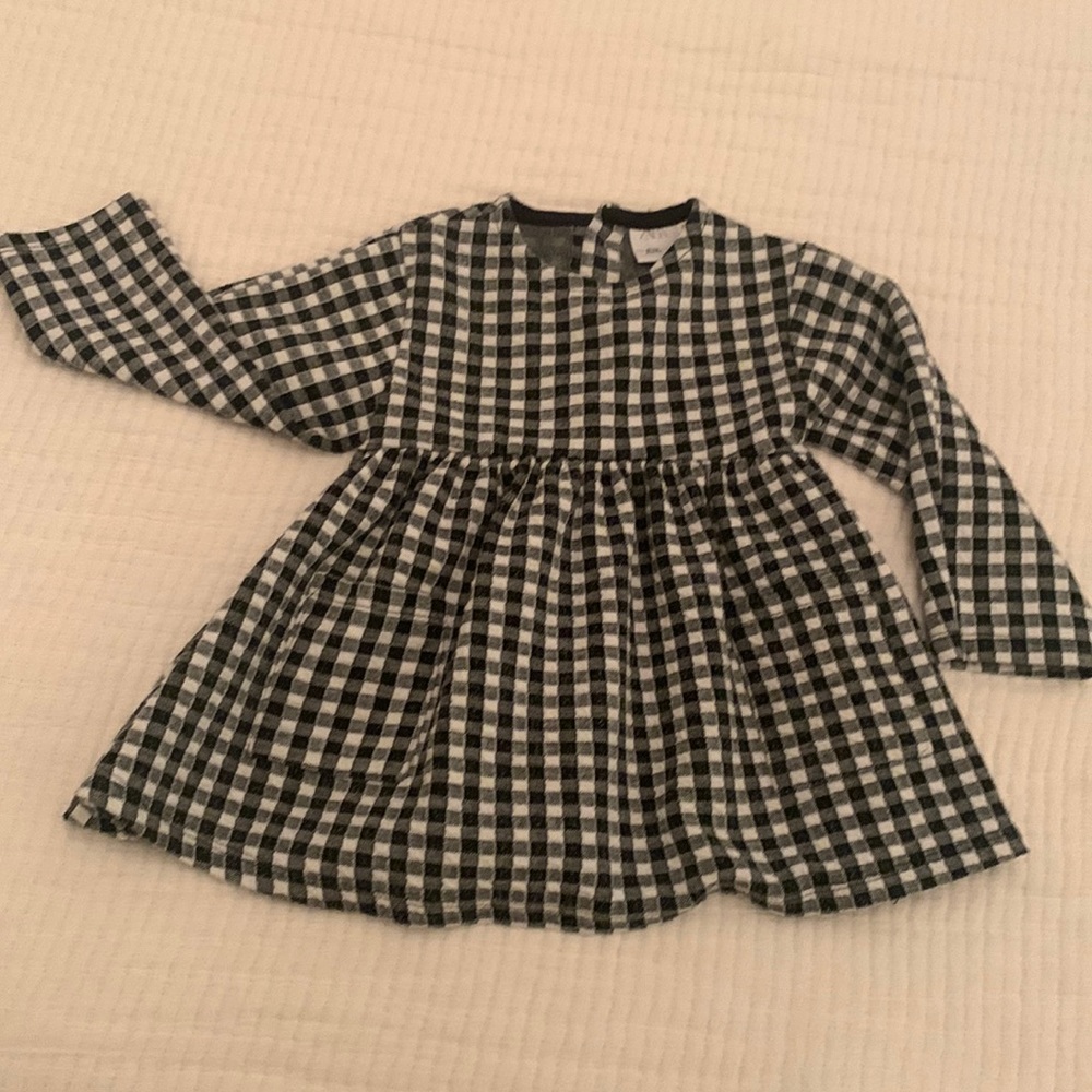 Zara girls gingham black and white dress with pockets 9-12 months
